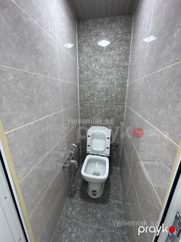 Satılır 2 otaqlı Bina evi menzil (Köhnə tikili), 50 m², 5-ci mikrorayon — Mənzil, Sumqayıt (8)