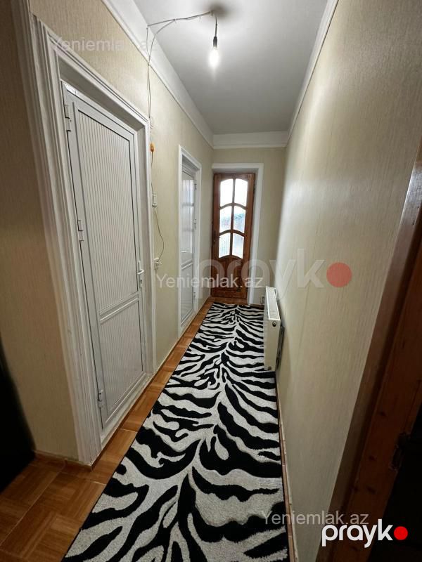 Satılır 2 otaqlı Bina evi menzil (Köhnə tikili), 58 m², 9-cu mikrorayon — Mənzil, Sumqayıt (11)