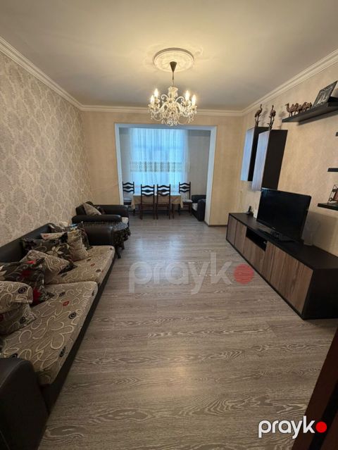 Bakı, 3 otaqlı, Köhnə tikili, 53 kv. m — Bakı