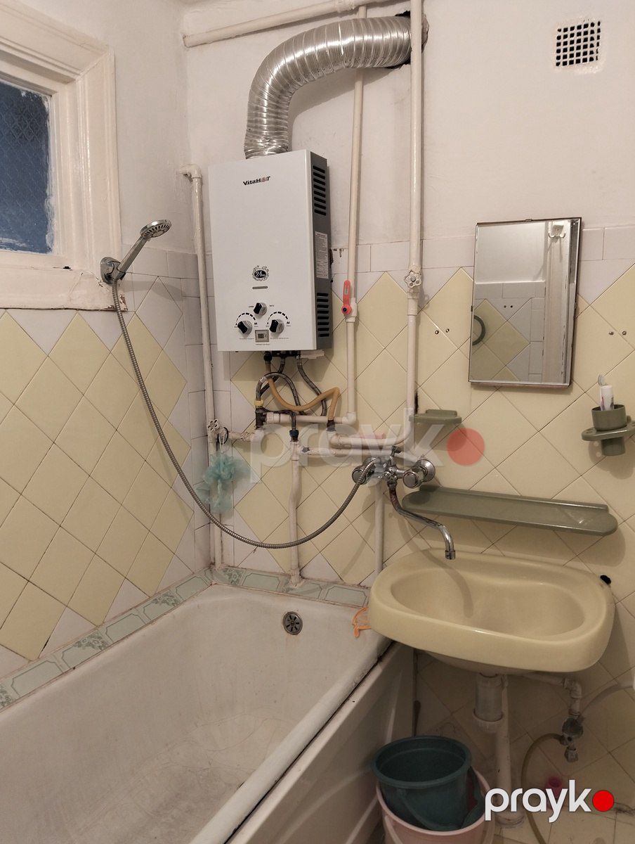 İcarəyə verilir 1 otaqlı köhnə tikili 35 m² — Mənzil, Bakı (9)