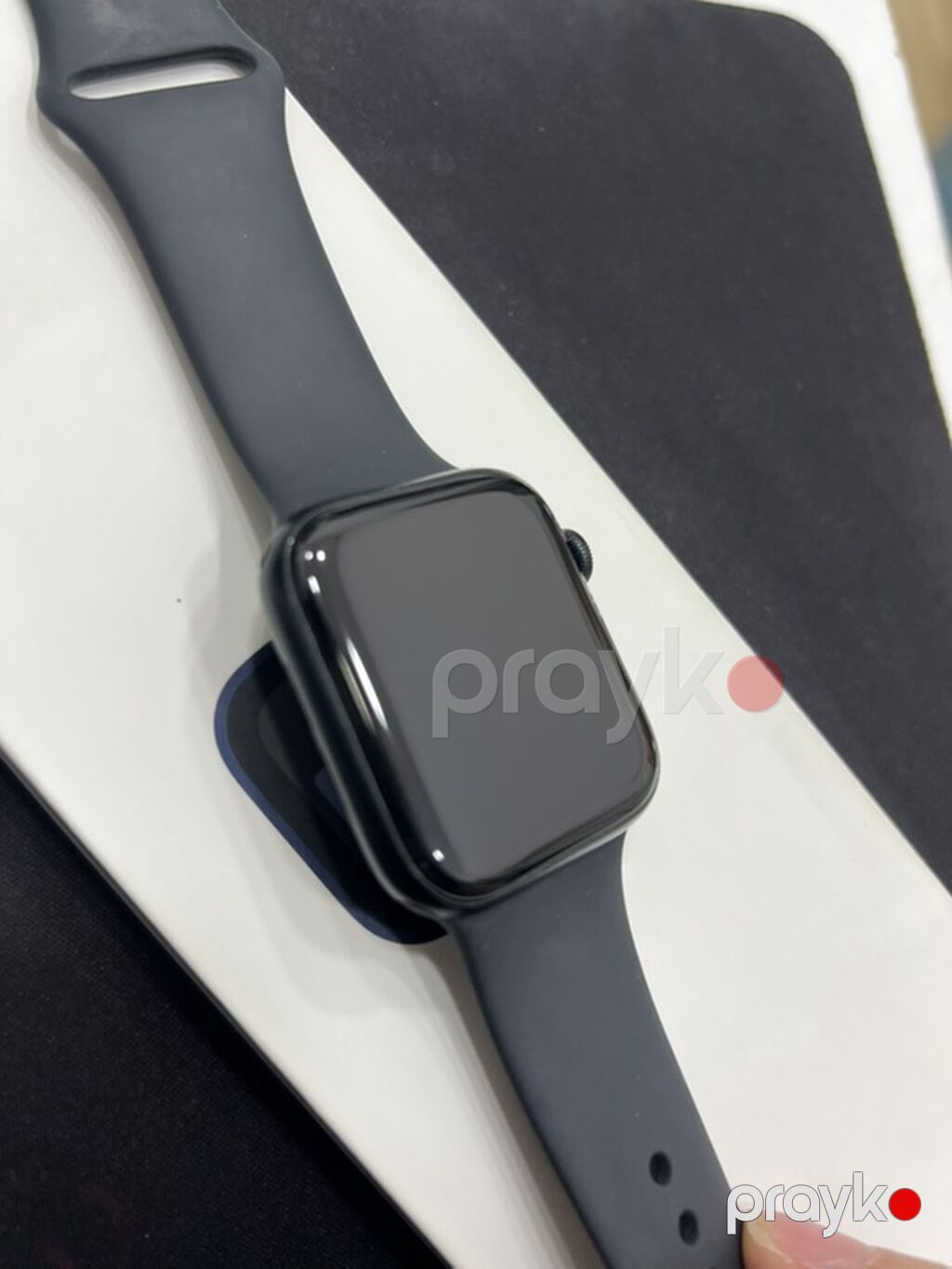 Apple watch se2/44 modeli 95% pil.sınıq cızıq yoxdu,tam vinil — Ağıllı saatlar, Qobu (2)