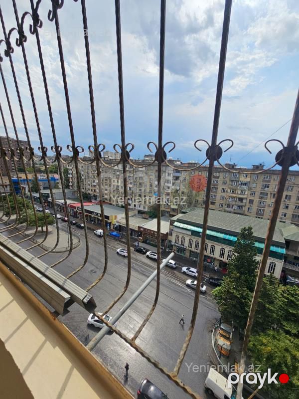 Satılır 2 otaqlı Bina evi menzil (Köhnə tikili), 65 m², Xətai rayonu — Mənzil, Bakı (7)