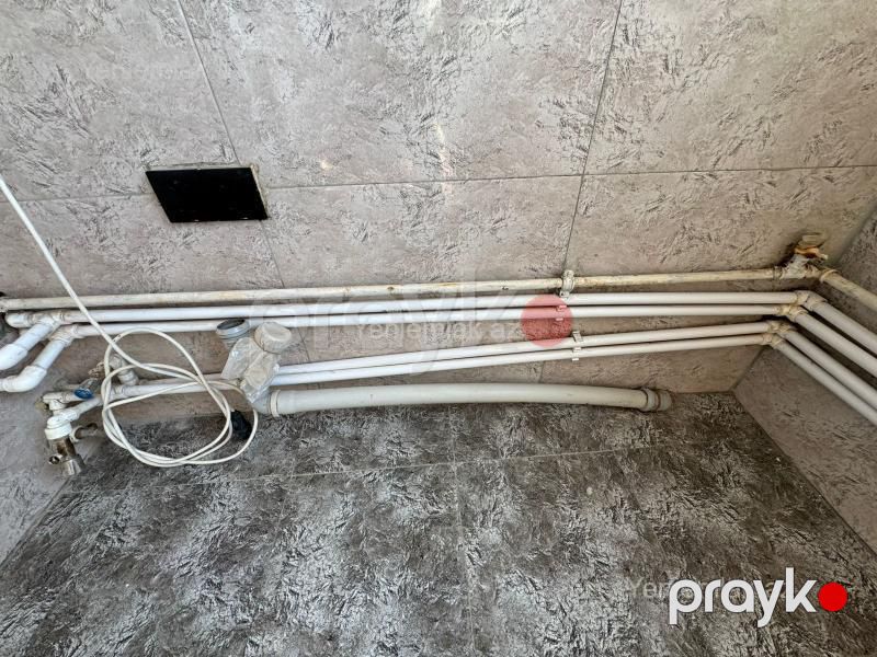 Satılır 2 otaqlı Bina evi menzil (Köhnə tikili), 50 m², 4-cü mikrorayon — Mənzil, Sumqayıt (11)