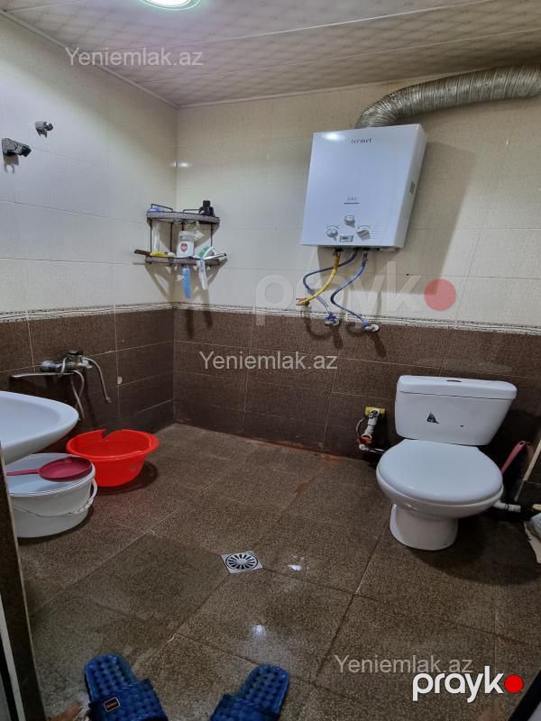 Satılır 3 otaqlı Bina evi menzil (Köhnə tikili), 65 m², 3-cü mikrorayon — Mənzil, Sumqayıt (6)