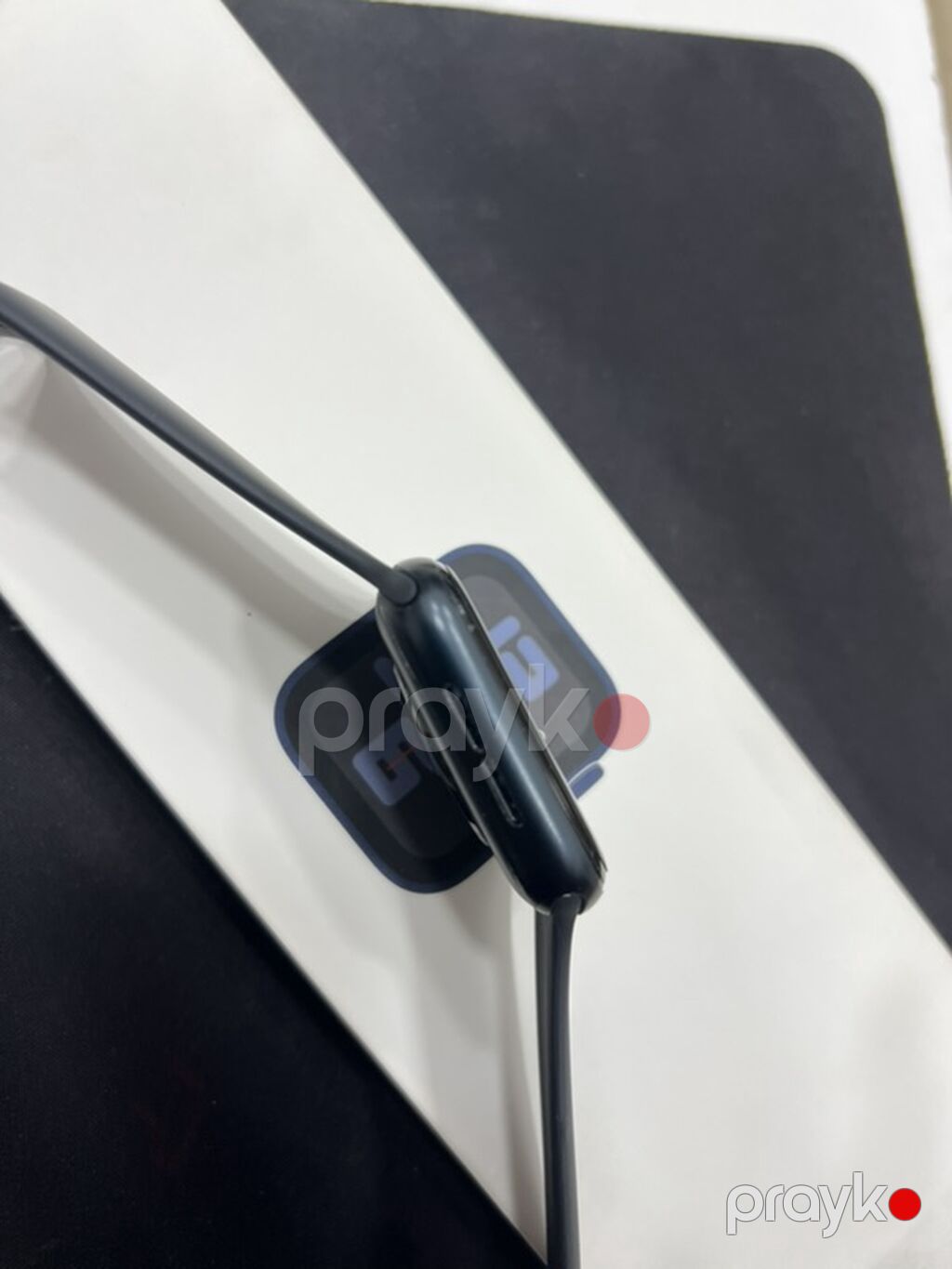 Apple watch se2/44 modeli 95% pil.sınıq cızıq yoxdu,tam vinil — Ağıllı saatlar, Qobu (4)