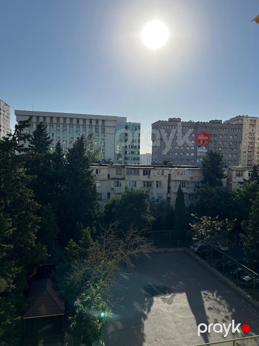 Satılır 2 otaqlı köhnə tikili 65.5 m² — Mənzil, Bakı (9)