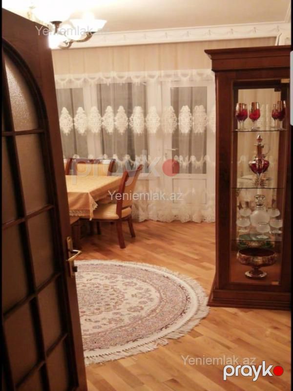 Satılır 4 otaqlı Bina evi menzil (Köhnə tikili), 110 m², Binəqədi rayonu — Mənzil, Bakı (3)