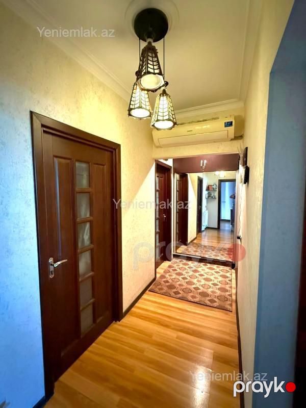 Satılır 4 otaqlı Bina evi menzil (Köhnə tikili), 92 m², 9-cu mikrorayon — Mənzil, Sumqayıt (9)