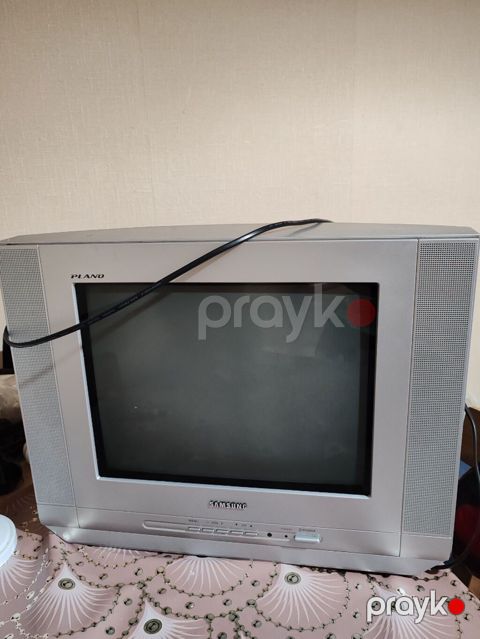 Televizor satılır 50 m. İşləyir — Bakı
