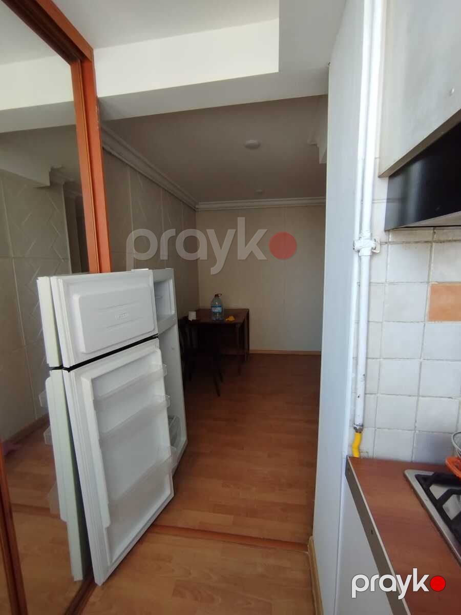 İcarəyə verilir 1 otaqlı köhnə tikili 48 m² — Mənzil, Bakı (3)