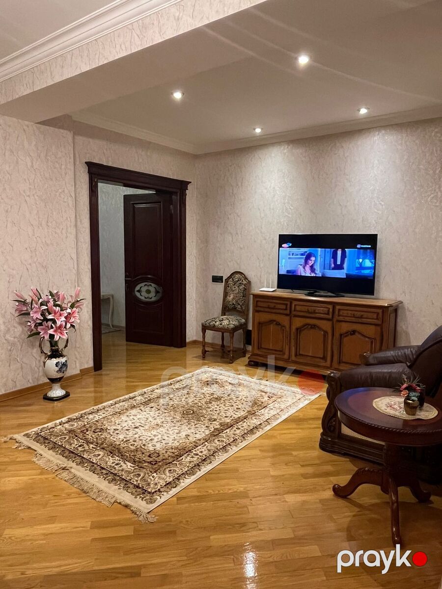 Satılır 4 otaqlı yeni tikili 215 m² — Mənzil, Bakı (8)