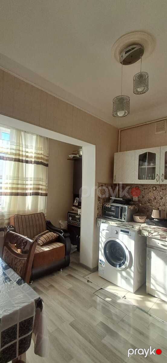 Satılır 2 otaqlı köhnə tikili 65 m² — Mənzil, Bakı (9)