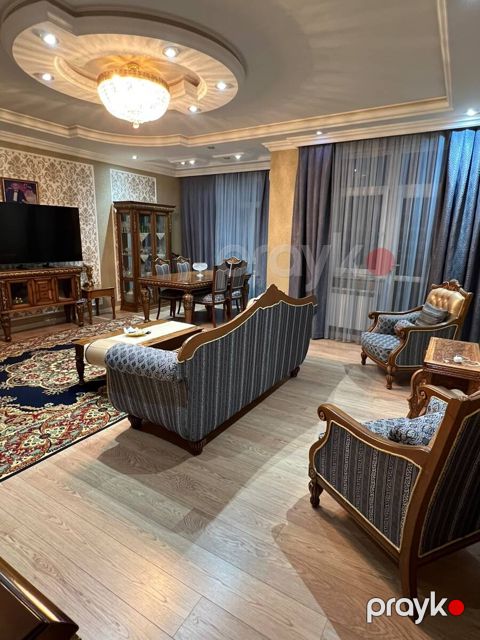 Satılır 4 otaqlı yeni tikili 170 m² — Bakı