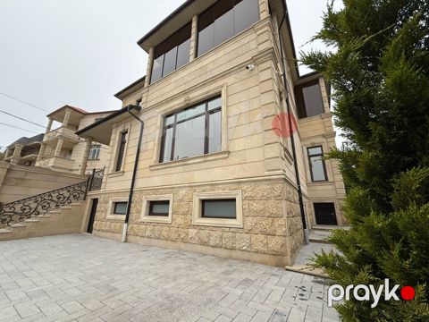 Satılır 6 otaqlı həyət evi/bağ evi 330 m² — Bakı