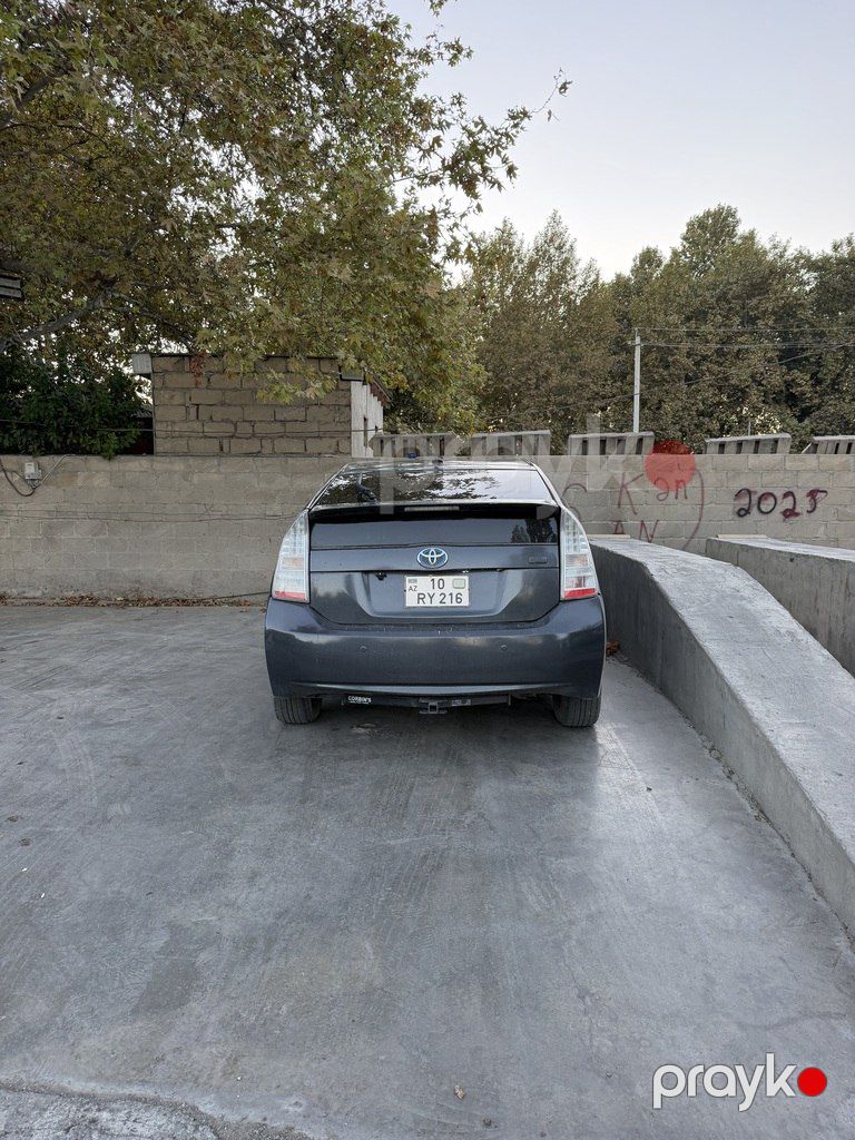 Toyota Prius, 1.8 L, 1.3 kWh, 2010 il, 270 000 km — Avtomobillər, Bərdə (2)
