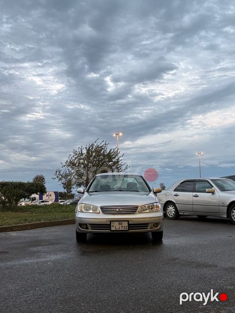 Nissan Sunny, 1.3 L, 2010 il, 311 000 km — Bakı