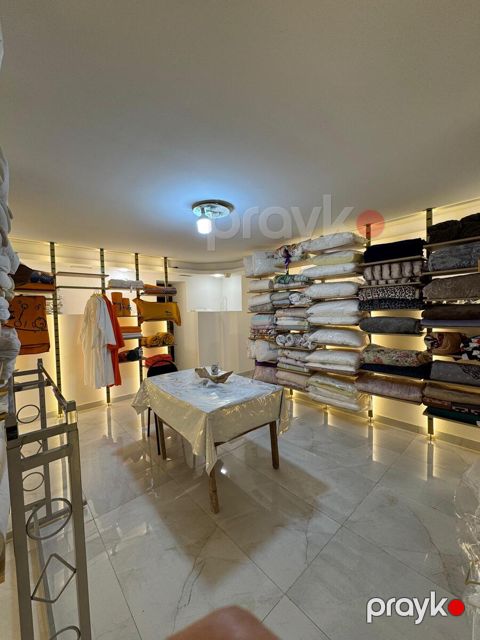 Satılır obyekt 188 m² — Bakı