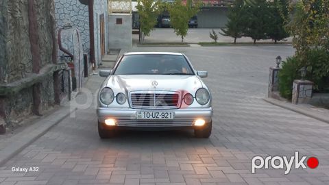 Mercedes E 200, 2.0 L, 1996 il, 253 946 km — Sabirabad