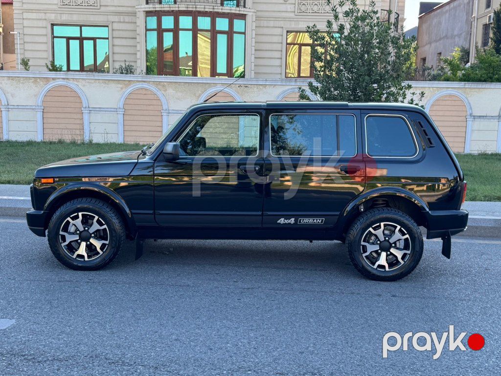 Lada (VAZ) Niva, 1.7 L, 2022 il, 8 110 km — Avtomobillər, Bakı (3)