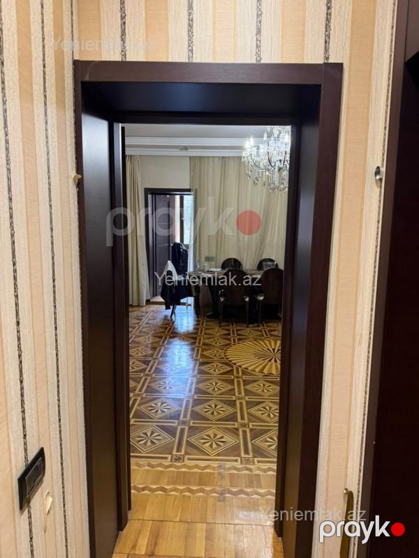 Satılır 6 otaqlı Bina evi menzil (Köhnə tikili), 160 m², Nərimanov rayonu — Mənzil, Bakı (8)