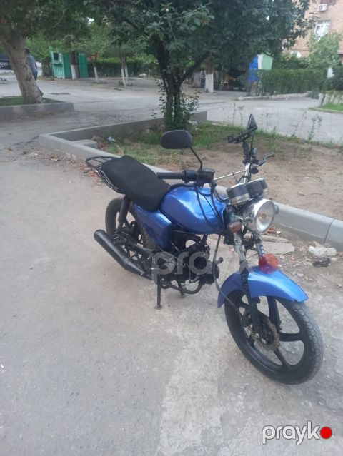 Moped/motosiklet – şəhər içi sürüş üçün praktik və qənaətcil model — Gəncə