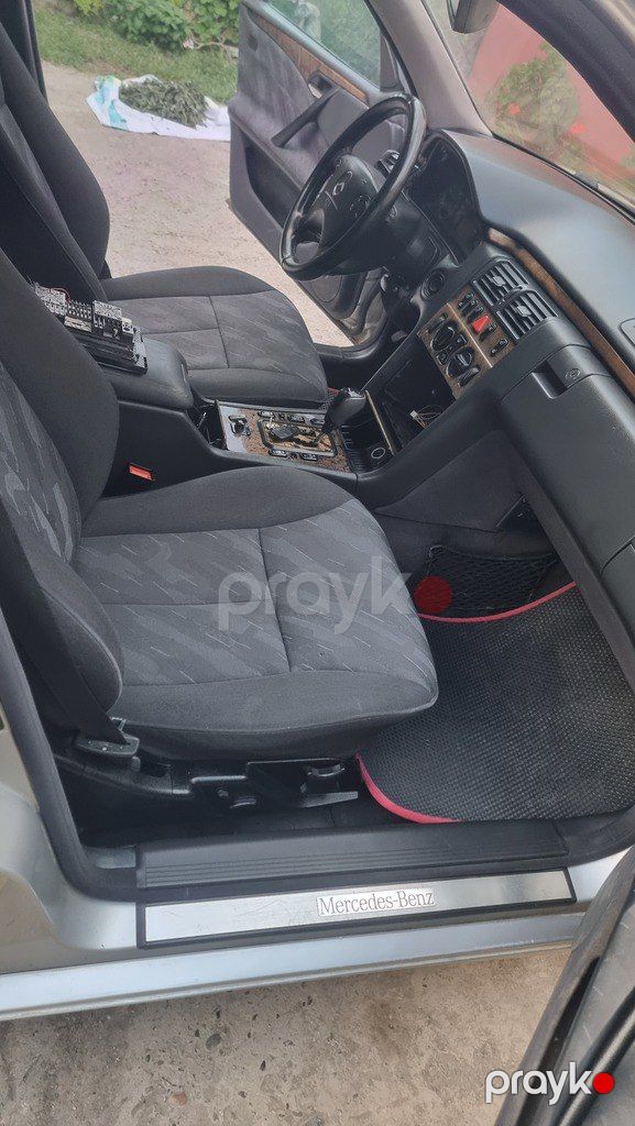 Mercedes E 320, 3.2 L, 2001 il, 440 000 km — Avtomobillər, Bakı (5)