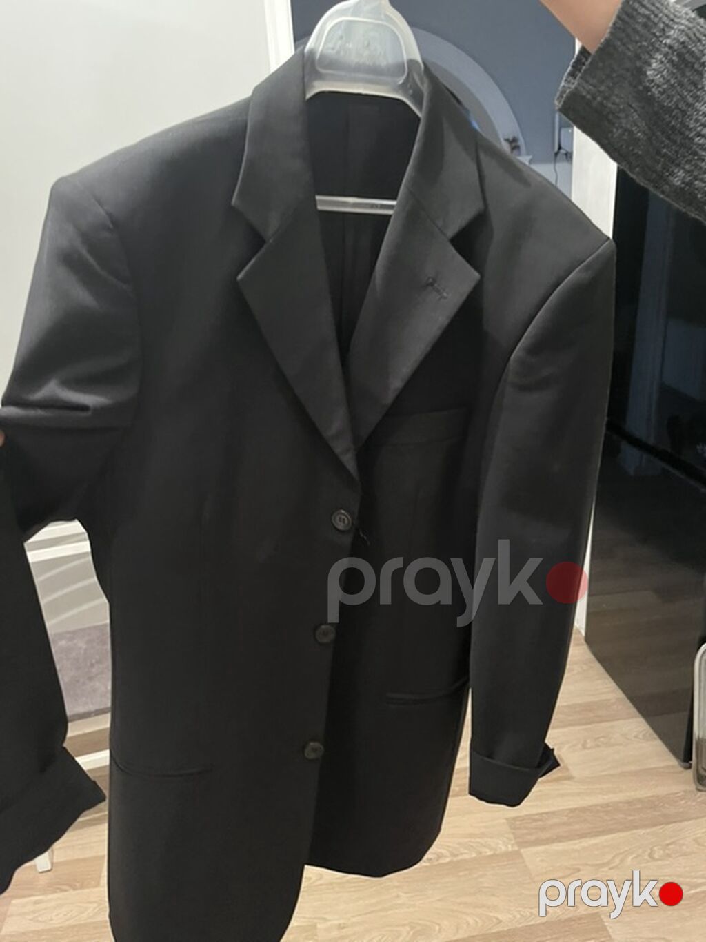 Klassik qara kişi pencəyi - Rəng: qara - Model: klassik, 3 düyməli ön — Caketi, Digah (2)