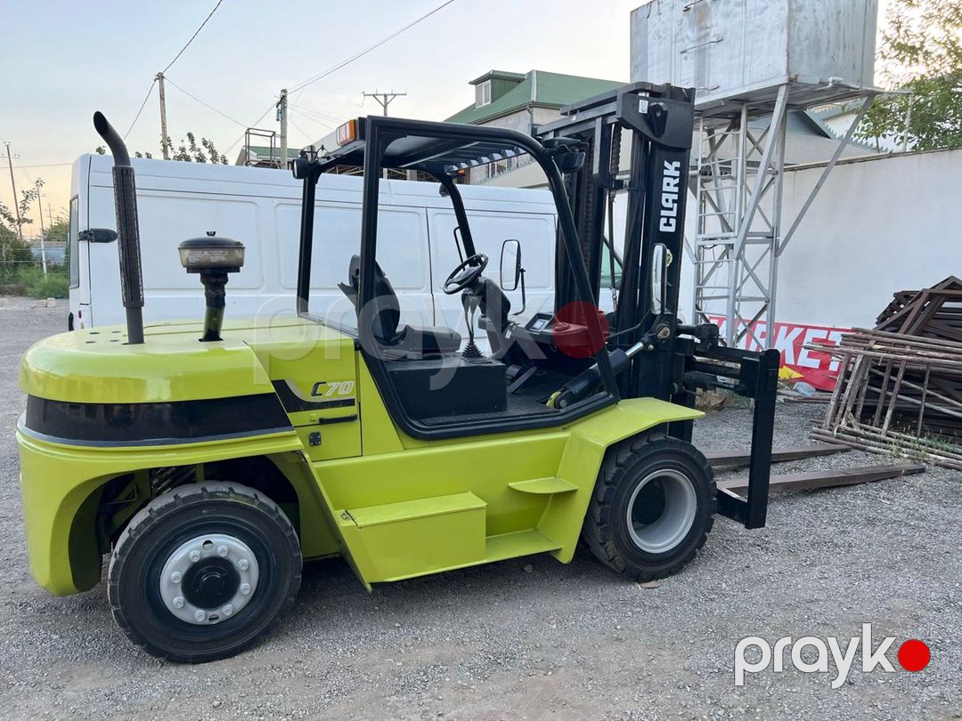 Forklift icarəsi 7 ton — Forkliftlər (3)