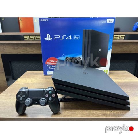 PlayStation 4 Pro 1TB — Bakı