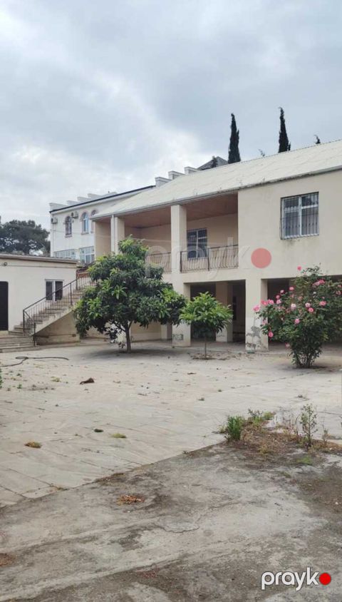 Satılır 7 otaqlı həyət evi/bağ evi 200 m²