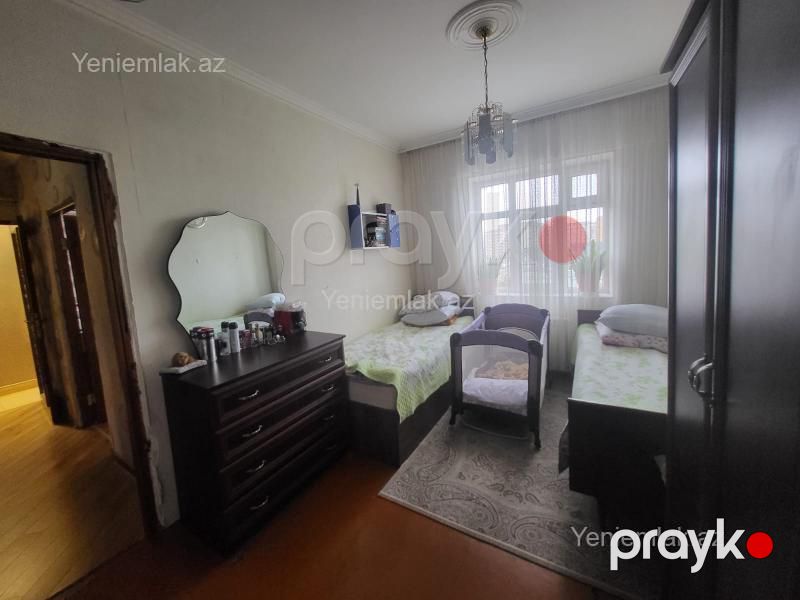 Satılır 3 otaqlı Bina evi menzil (Köhnə tikili), 70 m², 13-cü mikrorayon — Mənzil, Sumqayıt (2)