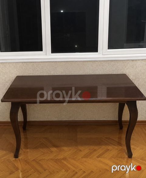 Klassik dizaynlı taxta yemək masası - Material: bərk ağac, tünd — Bakı