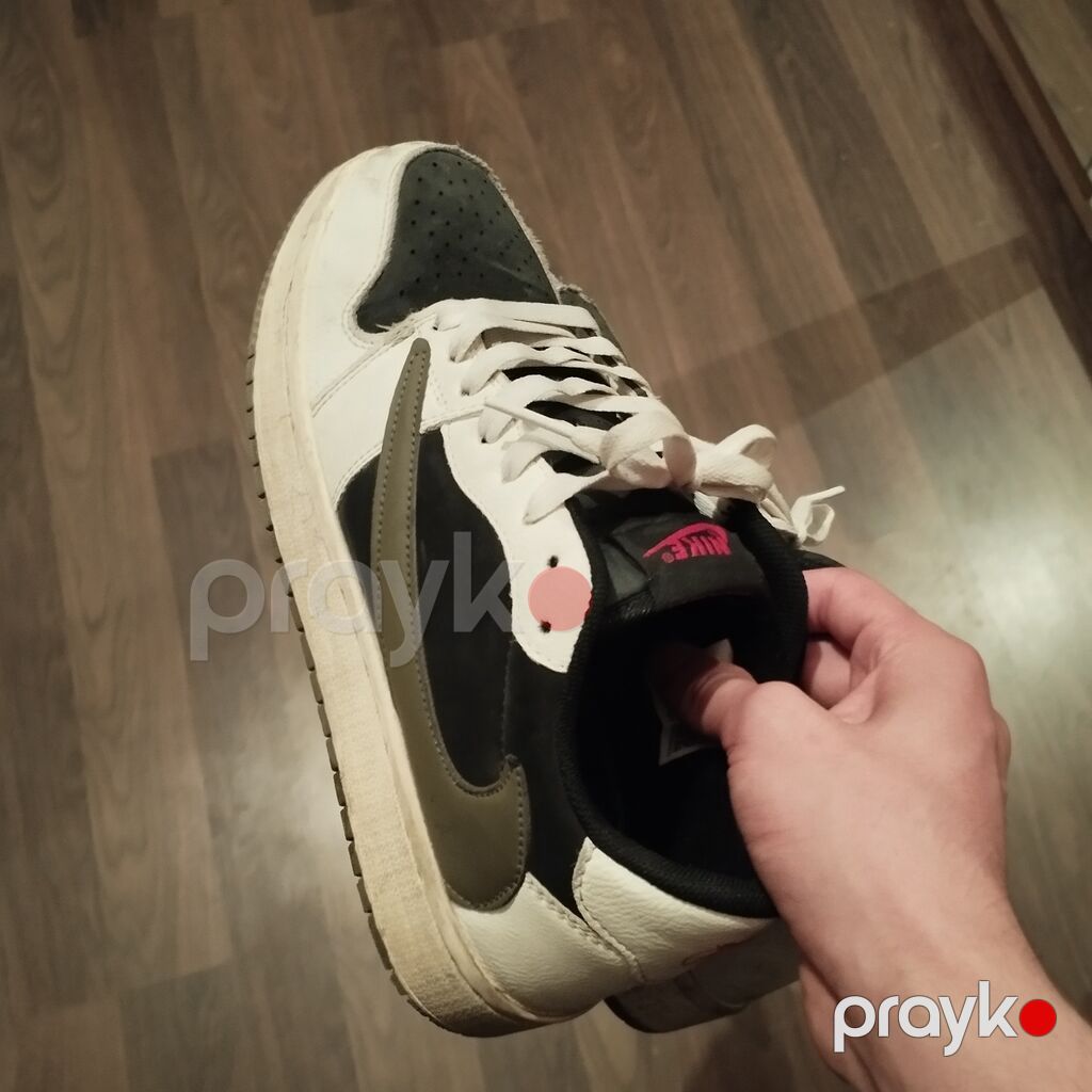 Nike Travis Scoot olive ayaqqabıları işlənilmiş vəziyyətdədir sağ — Krossovkalar, Bakı (3)