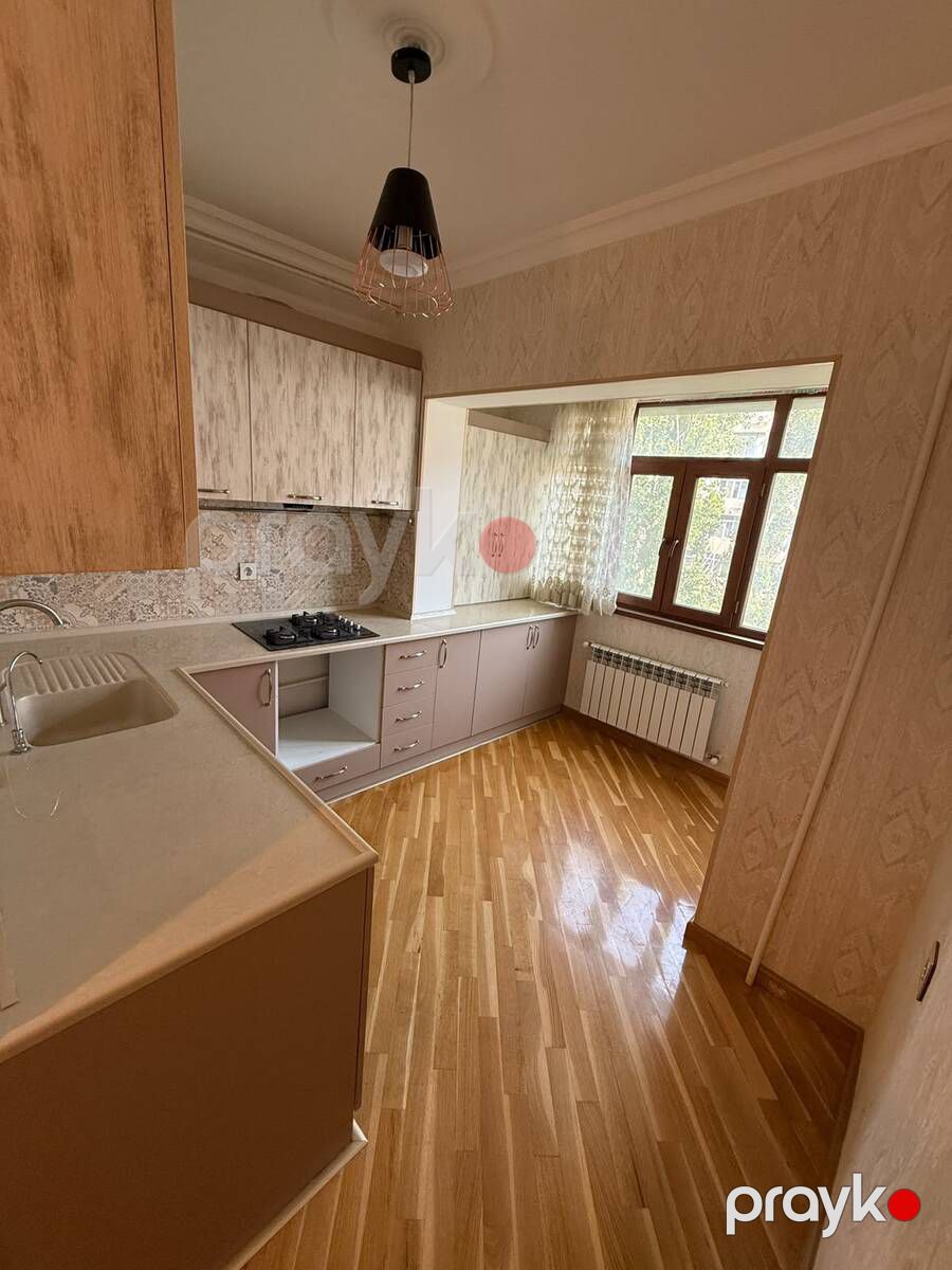 Satılır 2 otaqlı köhnə tikili 70 m² — Mənzil, Bakı (11)