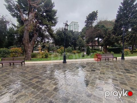 Satılır 2 otaqlı köhnə tikili 55 m² — Bakı
