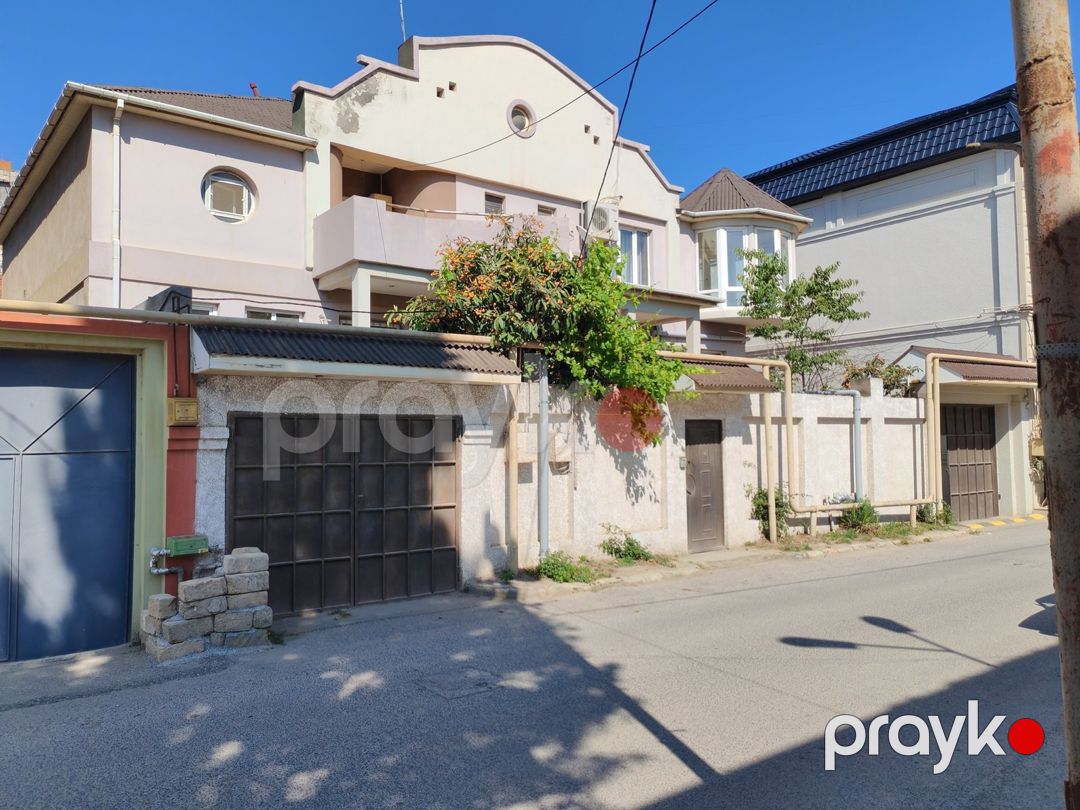 Satılır 12 otaqlı həyət evi/bağ evi 528 m² — Ev, villa, Bakı (2)