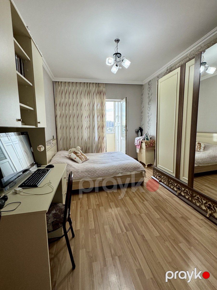 Satılır 4 otaqlı köhnə tikili 110 m² — Mənzil, Bakı (3)