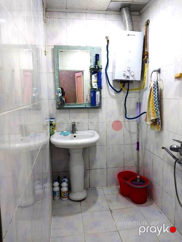 Satılır 3 otaqlı Bina evi menzil (Köhnə tikili), 80 m², Xətai rayonu — Mənzil, Bakı (11)