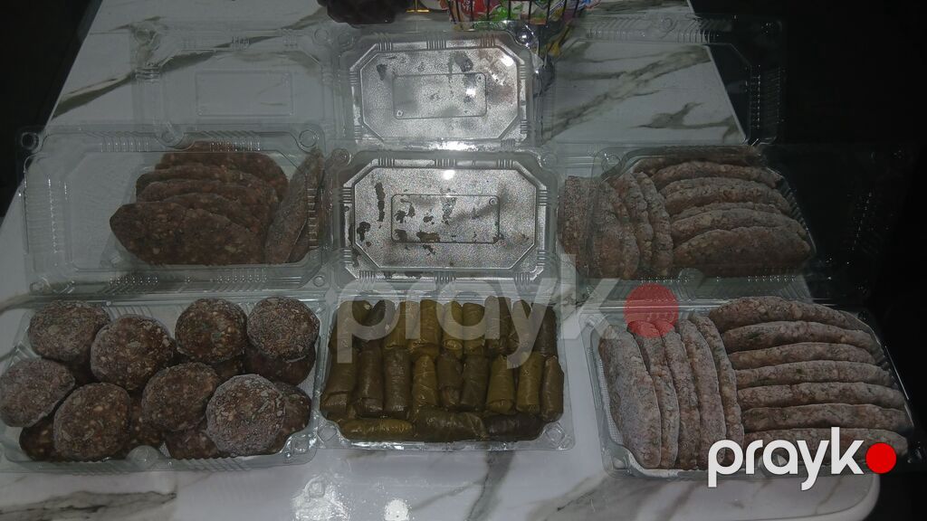 Ev üsulu yarpaq dolması – hazır sarılmış, bişirməyə tam uyğun. ət — Qida məhsulları, Mehdiabad (2)