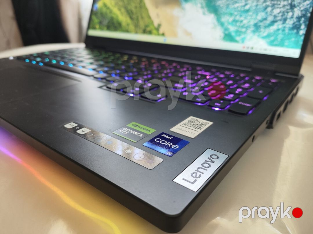Lenovo Legıon PRO 7 16IRX8H RTX 4080 12 GB Gaming — Noutbuklar, Bakı (11)
