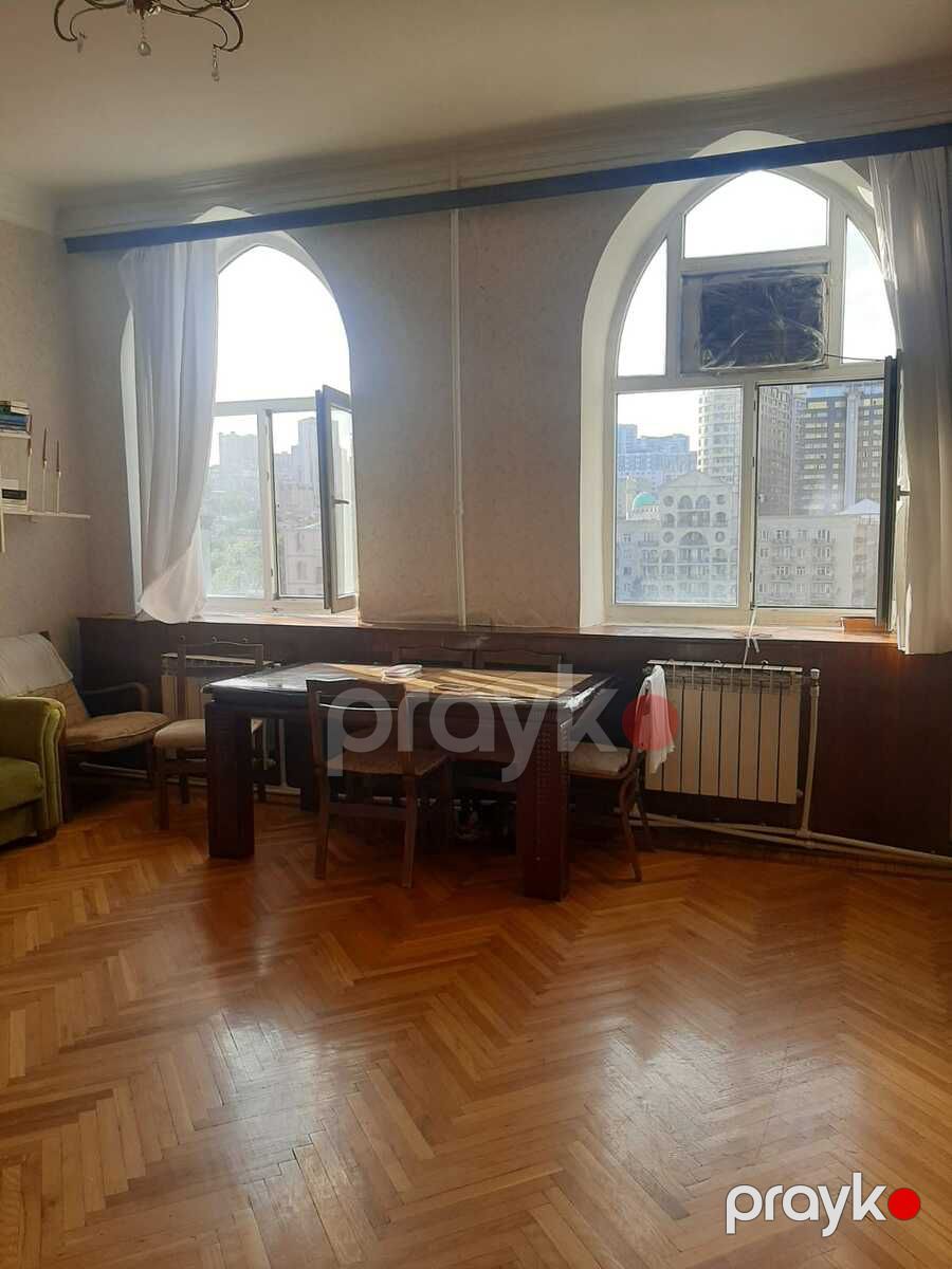 Satılır 2 otaqlı köhnə tikili 75 m² — Mənzil, Bakı (5)
