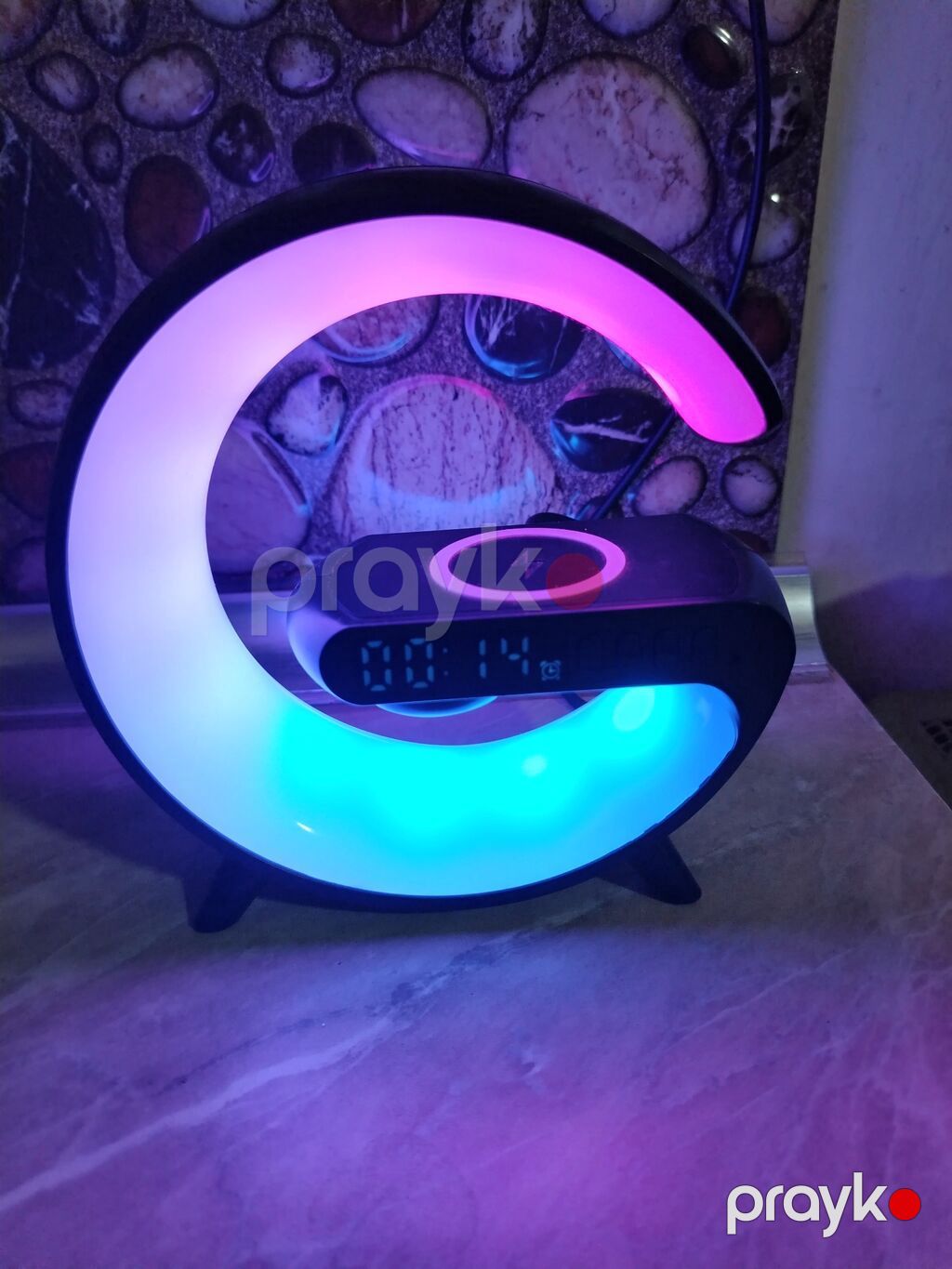 LED smart masa lampası – rgb işıqlandırma + simsiz şarj + saat — Döşəmə və stol lambaları, Saatlı (2)