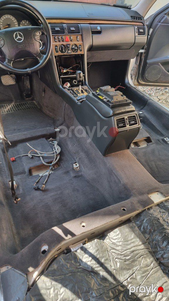 Mercedes E 320, 3.2 L, 2001 il, 440 000 km — Avtomobillər, Bakı (11)