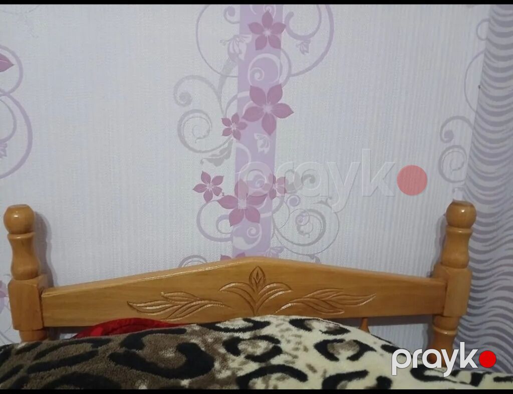 Tek nəfərlik taxta çarpayı - Material: Təbii ağac (şlaqı və oymalı — Yataqlar, Bakı (2)