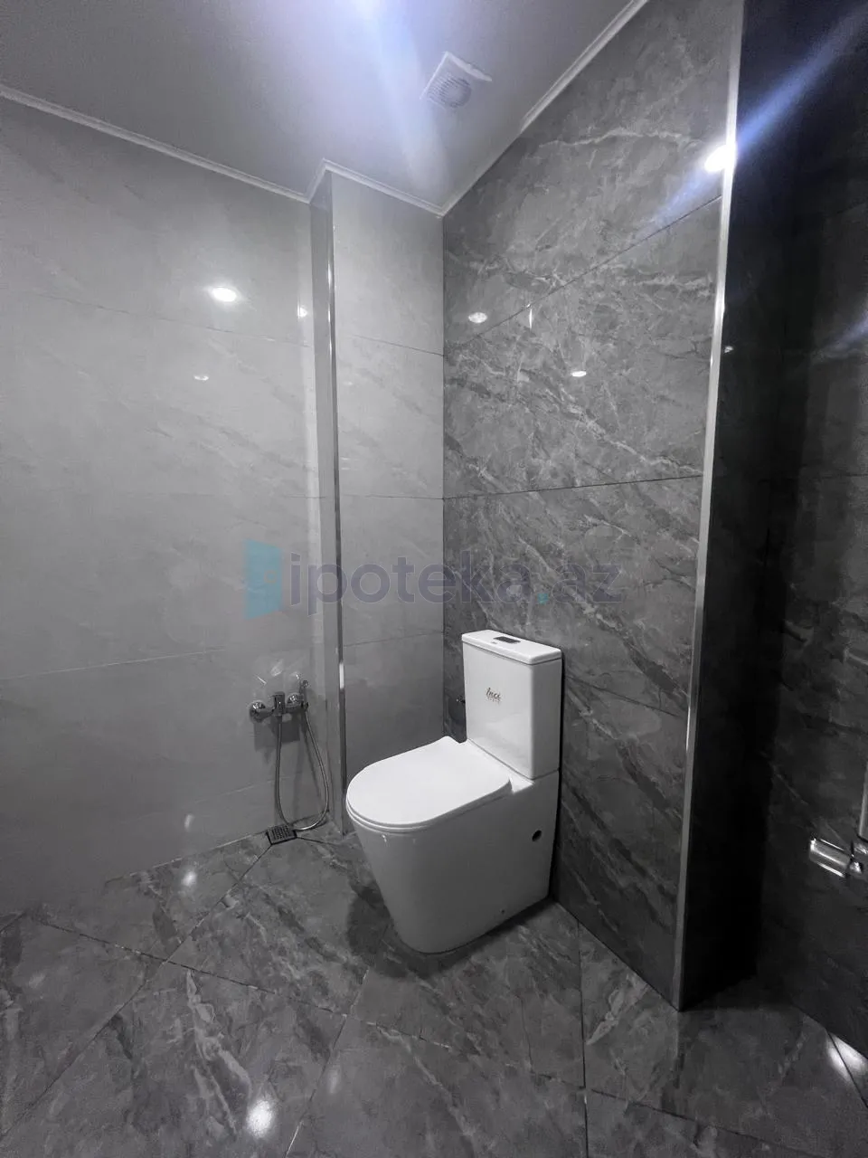 Satılır: 2 Otaq, Yeni tikili, Binəqədi r., 7-ci mkr q., 88.00 m² — Mənzil, Bakı (2)