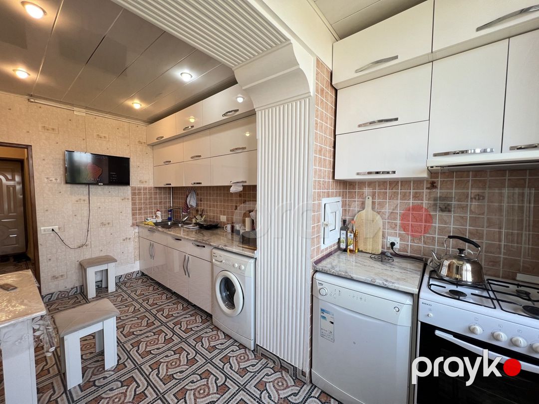 Satılır 2 otaqlı köhnə tikili 60 m² — Mənzil, Bakı (2)