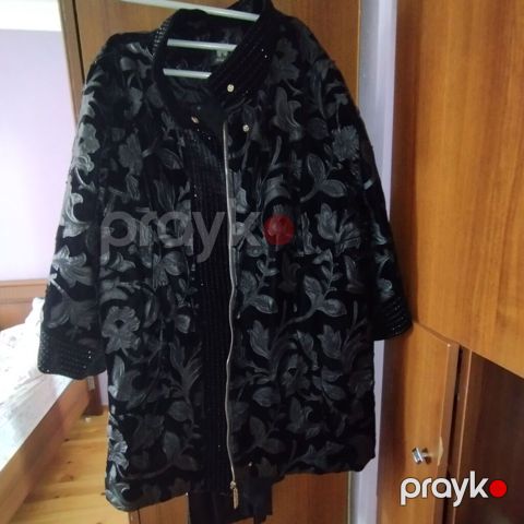 Продаются женские куртки,б.у в отличном состоянии. Черная куртка — Bakı