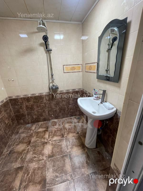 Satılır 4 otaqlı Bina evi menzil (Köhnə tikili), 105 m², Suraxanı rayonu — Mənzil, Bakı (7)