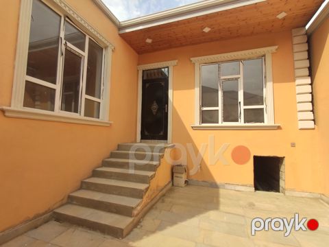 Satılır 3 otaqlı həyət evi/bağ evi 90 m² — Bakı