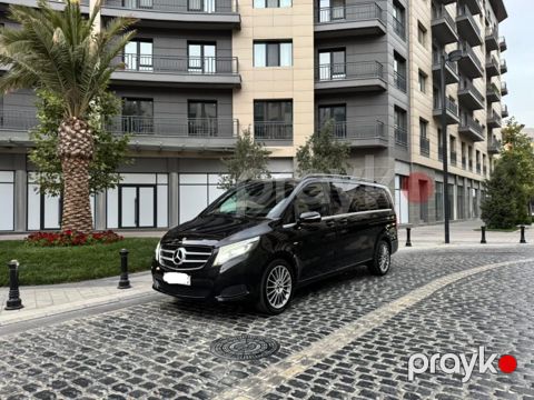 Mercedes Viano icarəsi — Bakı